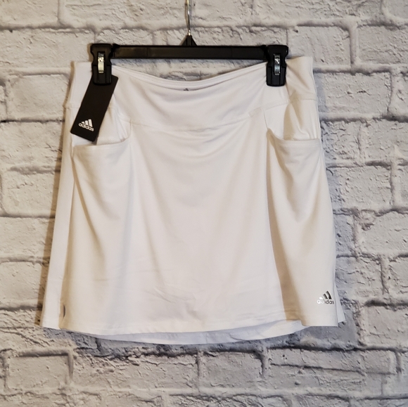 🤍Adidas White Golf /Utility Sport Skort - Picture 3 of 9